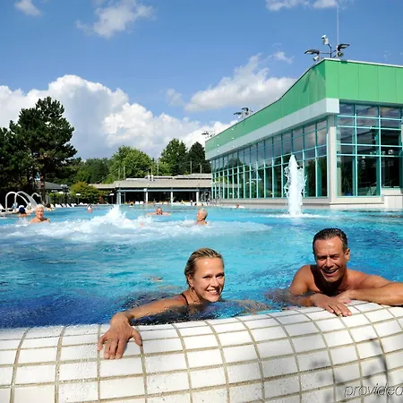 Parkhotel ,thermeplus Отель Бад-Бевензен