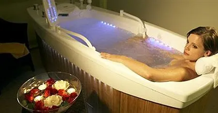 Parkhotel ,thermeplus 4*