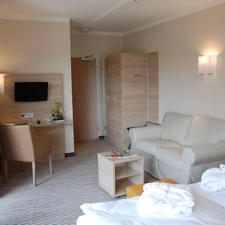 Parkhotel ,thermeplus 4* Бад-Бевензен